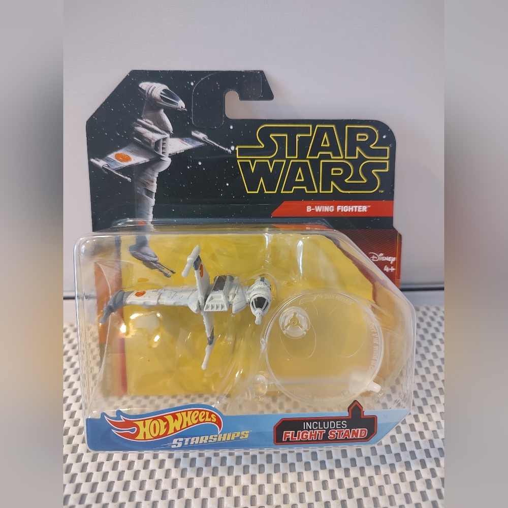 Hot Wheels Starships B-Wing Fighter Star Wars Die-Cast NWT Disney